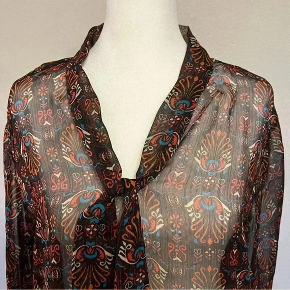 Kut from the Kloth sheer black long sleeve blouse size medium - Picture 2 of 10